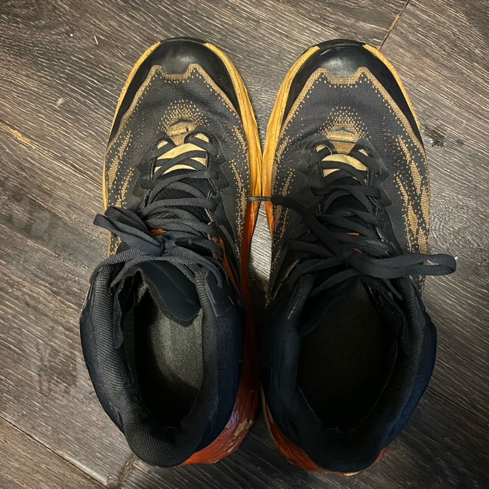 hoka trail boot mid shoe running